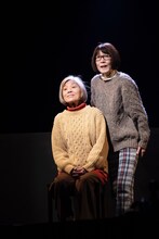 燐光群「Speak low, No tail (tale).」より。（撮影：姫田蘭）