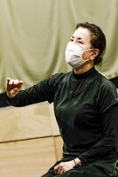 「冬のライオン」稽古の様子。（撮影：岡千里）