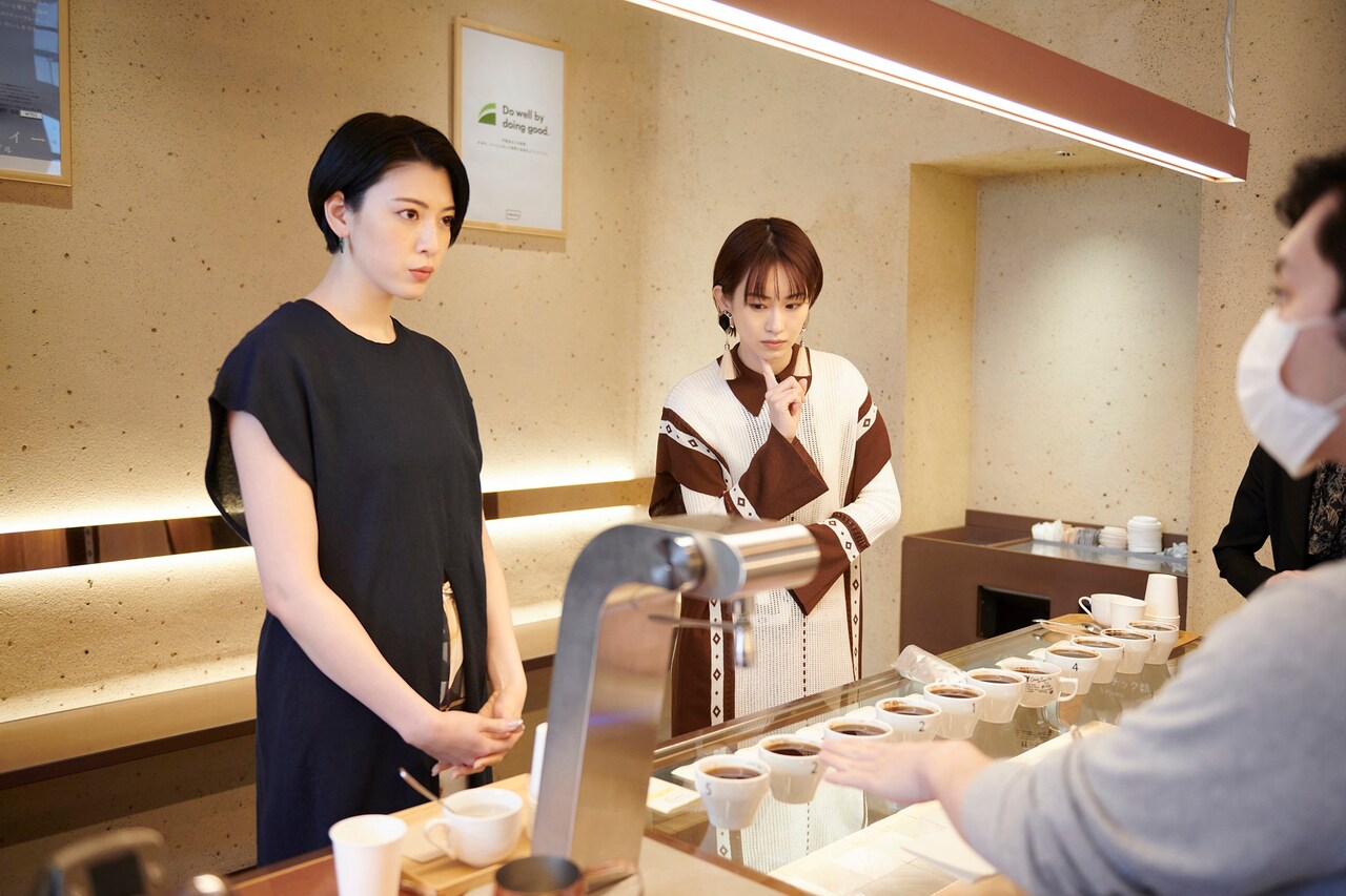 愛希れいか・三吉彩花による「ハンサムライブ」オリジナルコーヒー発売