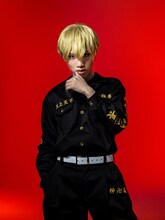 植田圭輔扮する松野千冬。