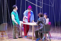 PARCO PRODUCE「粛々と運針」より。（撮影：御堂義乗）