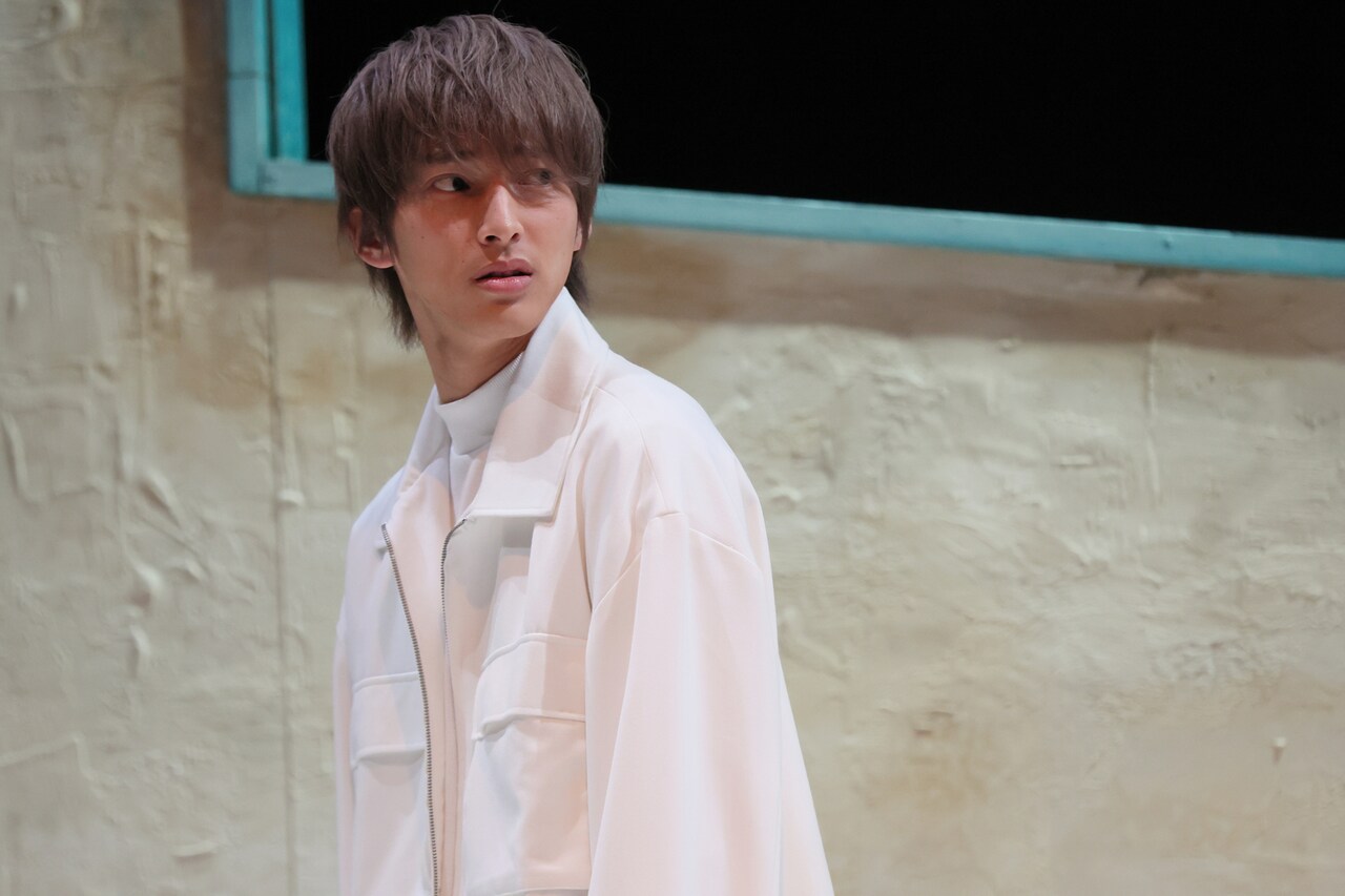 DVD 劇団番町ボーイズ☆第14回本公演「逃げろ、逃げるな。」 劇団番町ボーイズ☆第14回本公演「逃げろ、逃げるな。」より