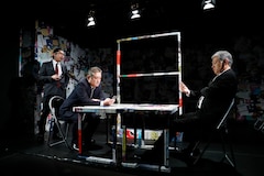 おっさん達は全力でがんばっております！「三大劇作家、逮捕される！」幕開け