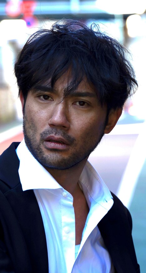 小澤雄太扮する西川丈太郎。