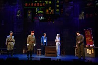 cube 25th presents 音楽劇「夜来香ラプソディ」より。（撮影：桜井隆幸）