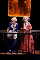 「毒薬と老嬢」より。