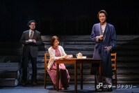 シス・カンパニー公演「奇蹟 miracle one-way ticket」より。（撮影：宮川舞子 / 写真提供：シス・カンパニー）