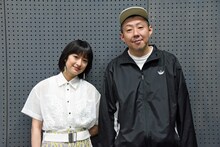 左から門脇麦、荒川良々。