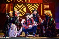 悪い芝居 vol.28「愛しのボカン」より。（撮影：田中亜紀）