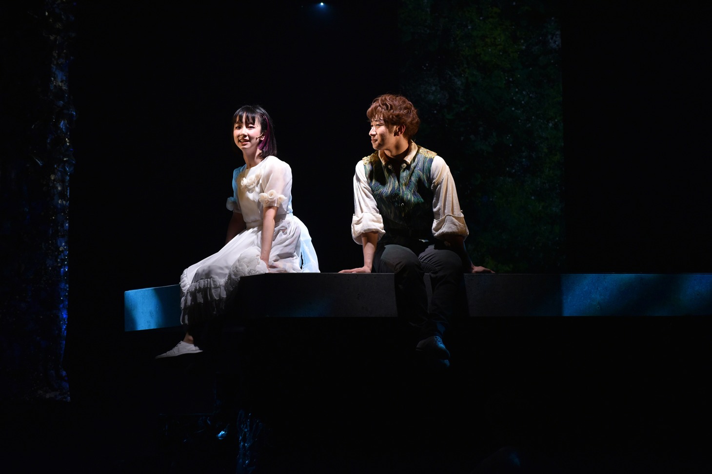 イッツフォーリーズ公演 ミュージカル「遠ざかるネバーランド」より。（撮影：日高仁）