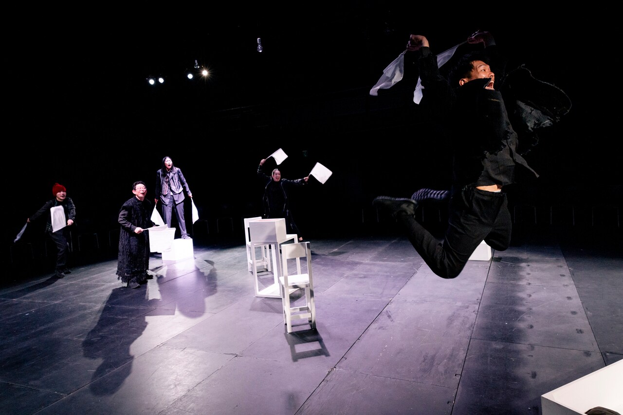 「はじおわ」中止公演を経て本日開幕、矢内原美邦が“奇跡のような初日”迎えることに感謝