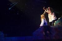 ミュージカル「あなたの初恋探します」より。（撮影：岩田えり）