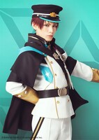 平賀勇成扮する眉見鋭心。