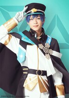 北川尚弥扮する天峰秀。