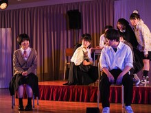 かるがも団地「なんとなく幸せだった2022」より。（撮影：稲垣隼）