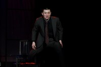 「つかこうへい十三回忌特別公演『新・熱海殺人事件』ラストスプリング」より。