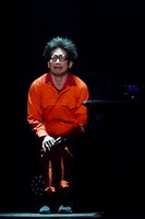 「つかこうへい十三回忌特別公演『新・熱海殺人事件』ラストスプリング」より。