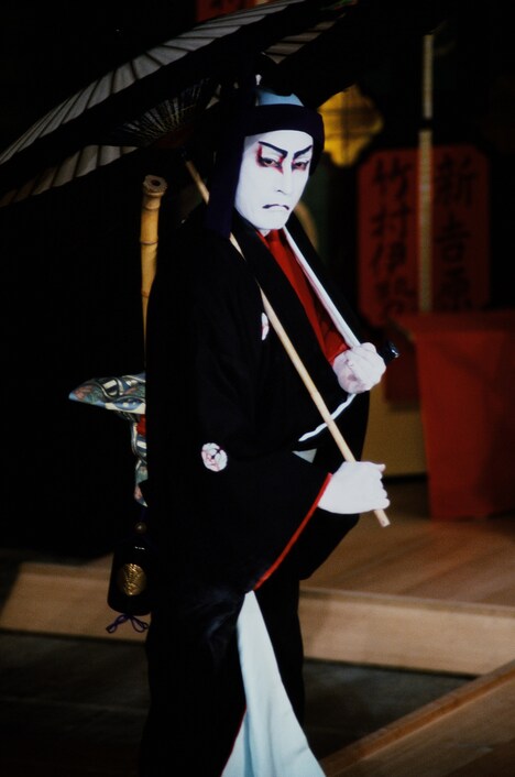 「助六曲輪初花桜」より、片岡仁左衛門扮する助六。(c)松竹