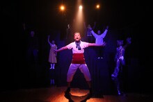 劇団 短距離男道ミサイル「Ultimate Fancy Ojisan」より。