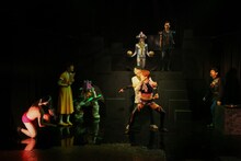 劇団 短距離男道ミサイル「Ultimate Fancy Ojisan」より。