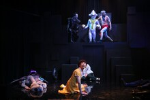 劇団 短距離男道ミサイル「Ultimate Fancy Ojisan」より。