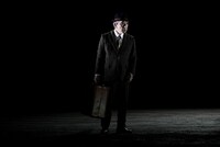 パルコ・プロデュース2022「セールスマンの死」より。（撮影：細野晋司）