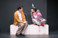 コンプソンズ #9「イン・ザ・ナイトプール」より。（撮影：コムラマイ）