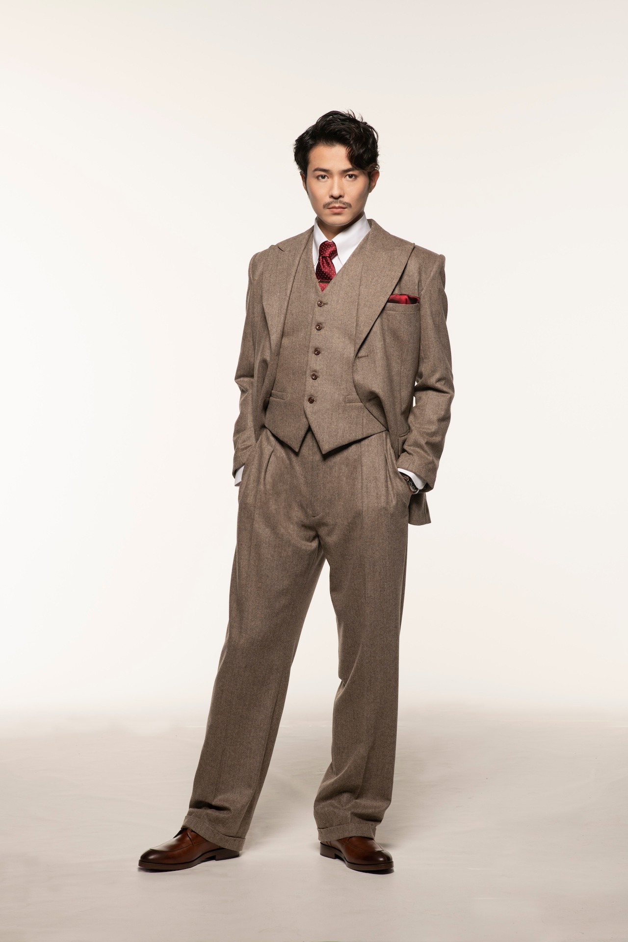 平方元基のビジュアル。