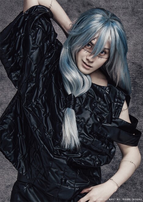 太田基裕扮する真人。