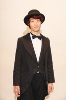 スズキ拓朗(c)HARU