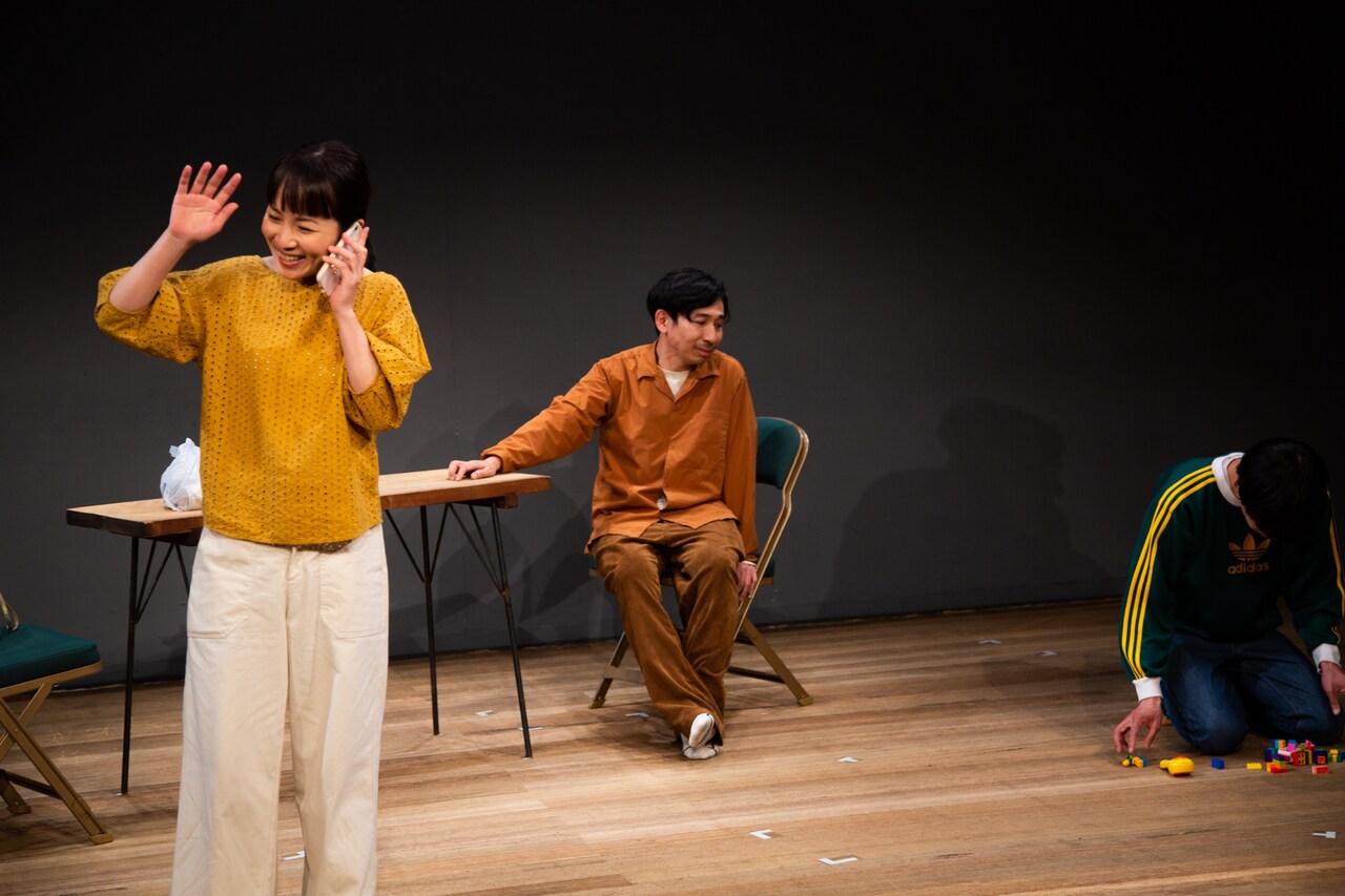 画餅「サムバディ」開幕、テニスコート神谷圭介「鏡開きみたいな感じ」