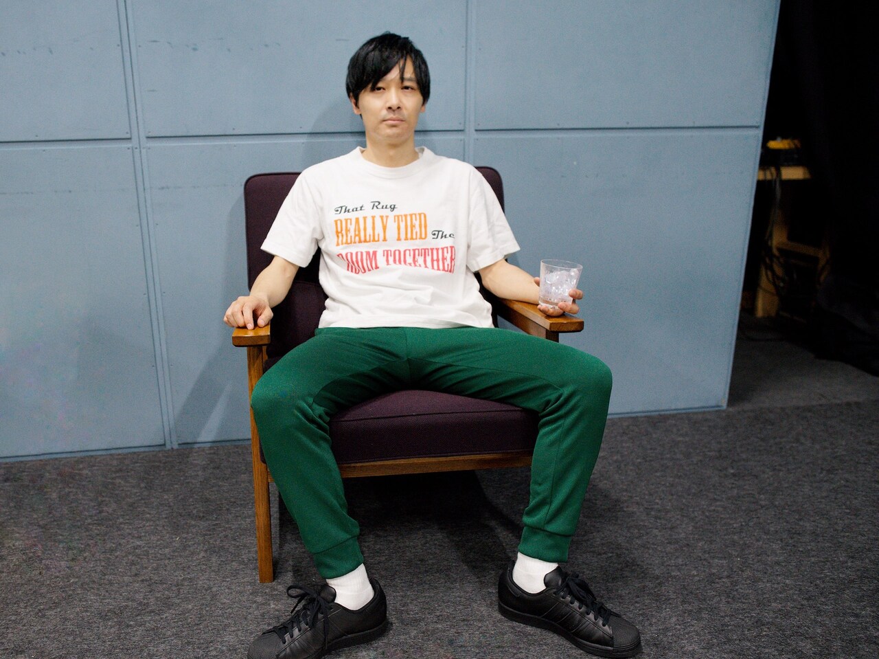 2日目は映画の“好き”。左手のグラスもしっかり演出されています。