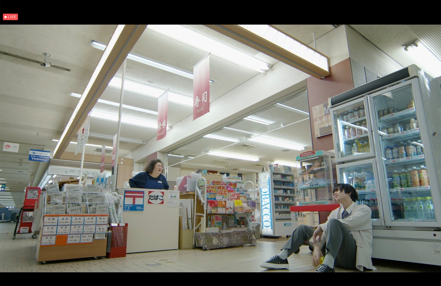 ジャルジャル×ノーミーツ 生配信コメディ演劇「夢路空港」より。（提供：「夢路空港」）