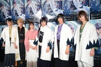 左から井俣太良、鈴木勝吾、牧浦乙葵、橋本祥平、久保田秀敏、北村健人。