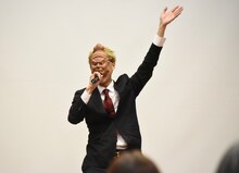 範宙遊泳のパフォーマンスより。