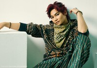 南部海人扮する狐久里梁山。