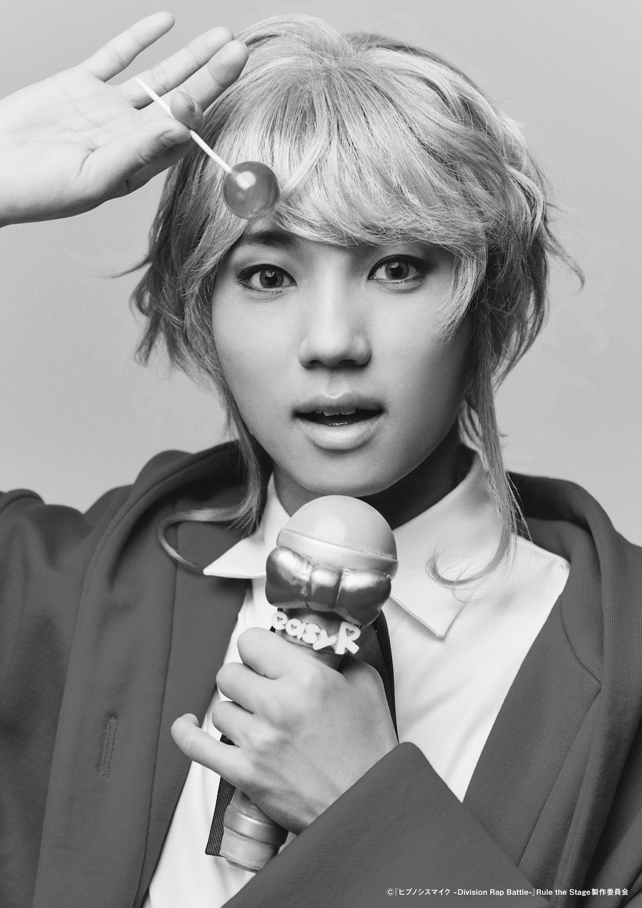 安井謙太郎扮する飴村乱数。 [画像ギャラリー 13/21] - ステージナタリー