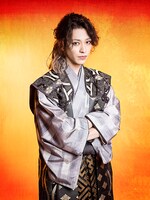 安西慎太郎扮する升屋庄吉郎。