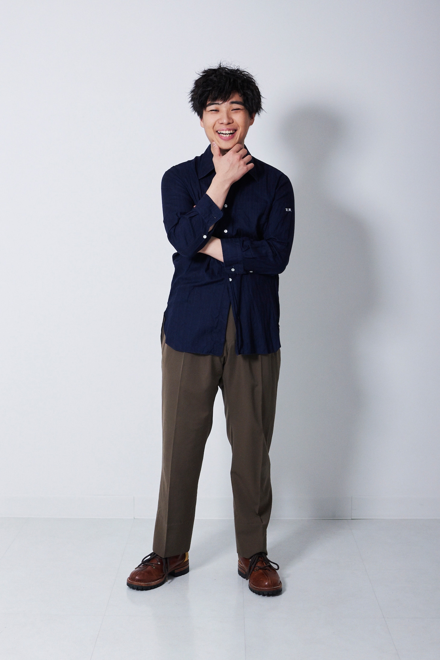 岩男海史