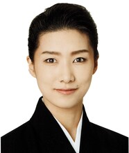 天華えま(c)宝塚歌劇団