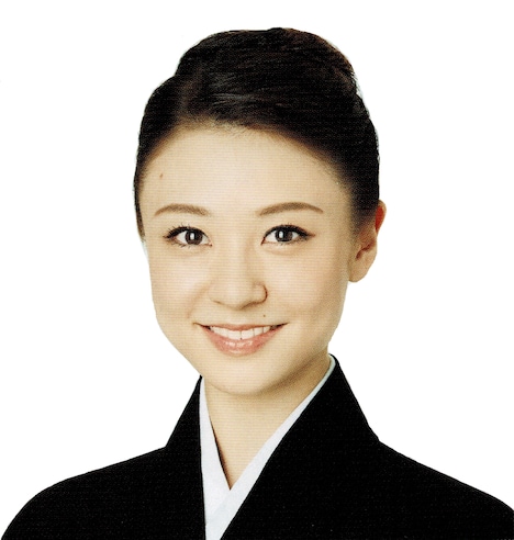 潤花(c)宝塚歌劇団