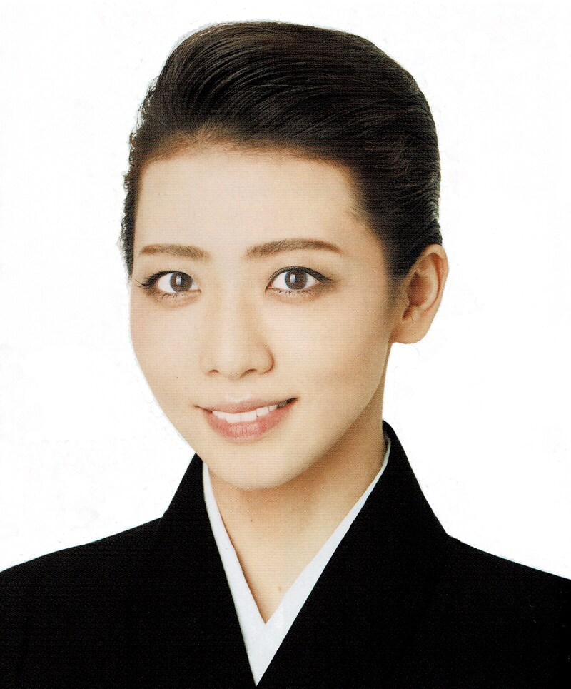 礼真琴(c)宝塚歌劇団
