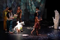 「ククノチ テクテク マナツノ ボウケン」より。（撮影：大洞博靖）