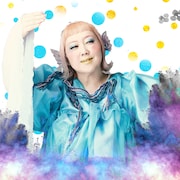 真城めぐみ扮するアマビエ。
