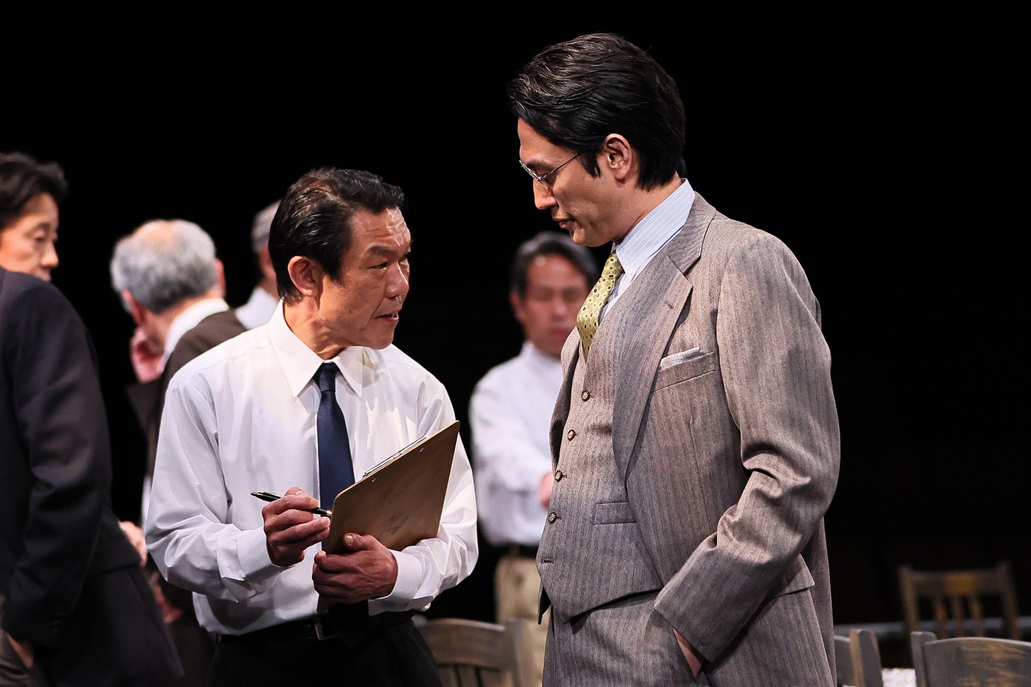 ゴツプロ！ 第7回公演「十二人の怒れる男」より。（撮影：保高幸子）