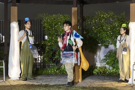 スリーピルバーグス 旗揚げ野外ツアー「旅と渓谷」より。(撮影:曳野若菜)