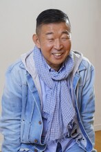 鄭義信（撮影：源賀津己）