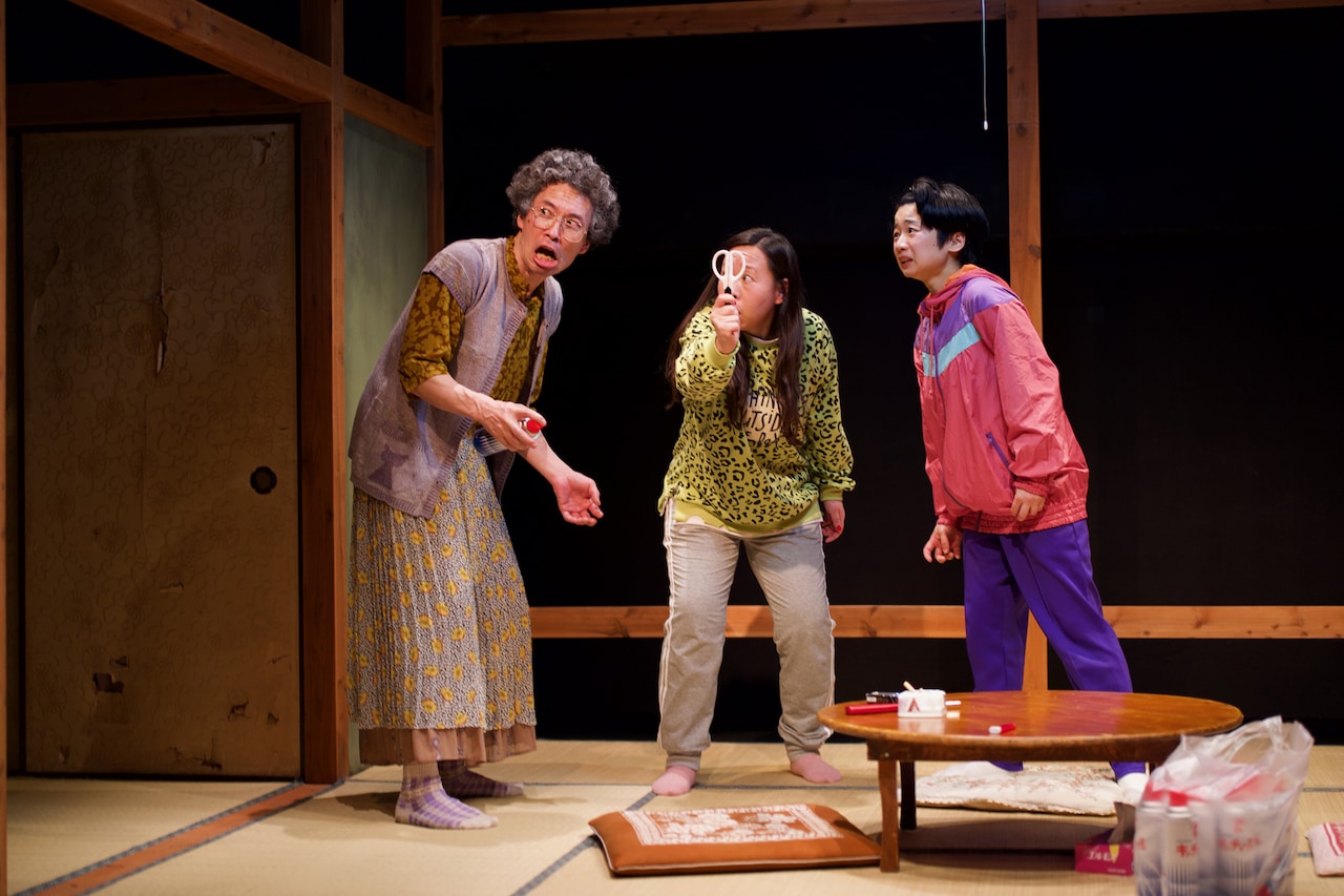 社会の片隅に確実にある“どうしようもなさ”描く、ホエイ「ふすまとぐち」東京で幕開け