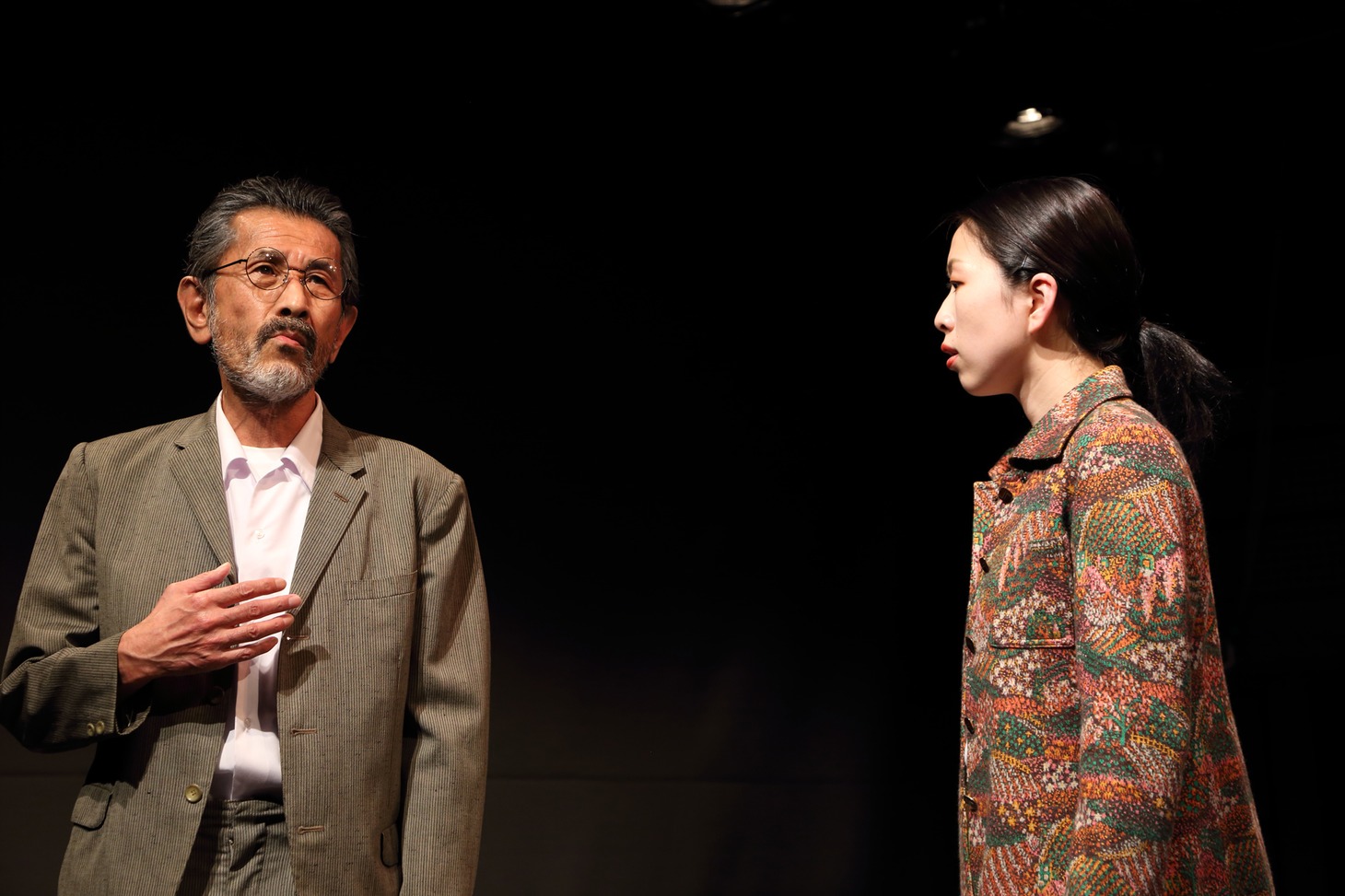 PM / 飛ぶ教室 第29回公演「港でカモメがやすんでる日はね、千帆ちゃん～ツヤコばあちゃんのこと」より。