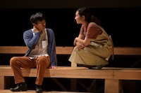 努力クラブ 第15回公演「誰かが想うよりも私は」より。（撮影：小嶋謙介）